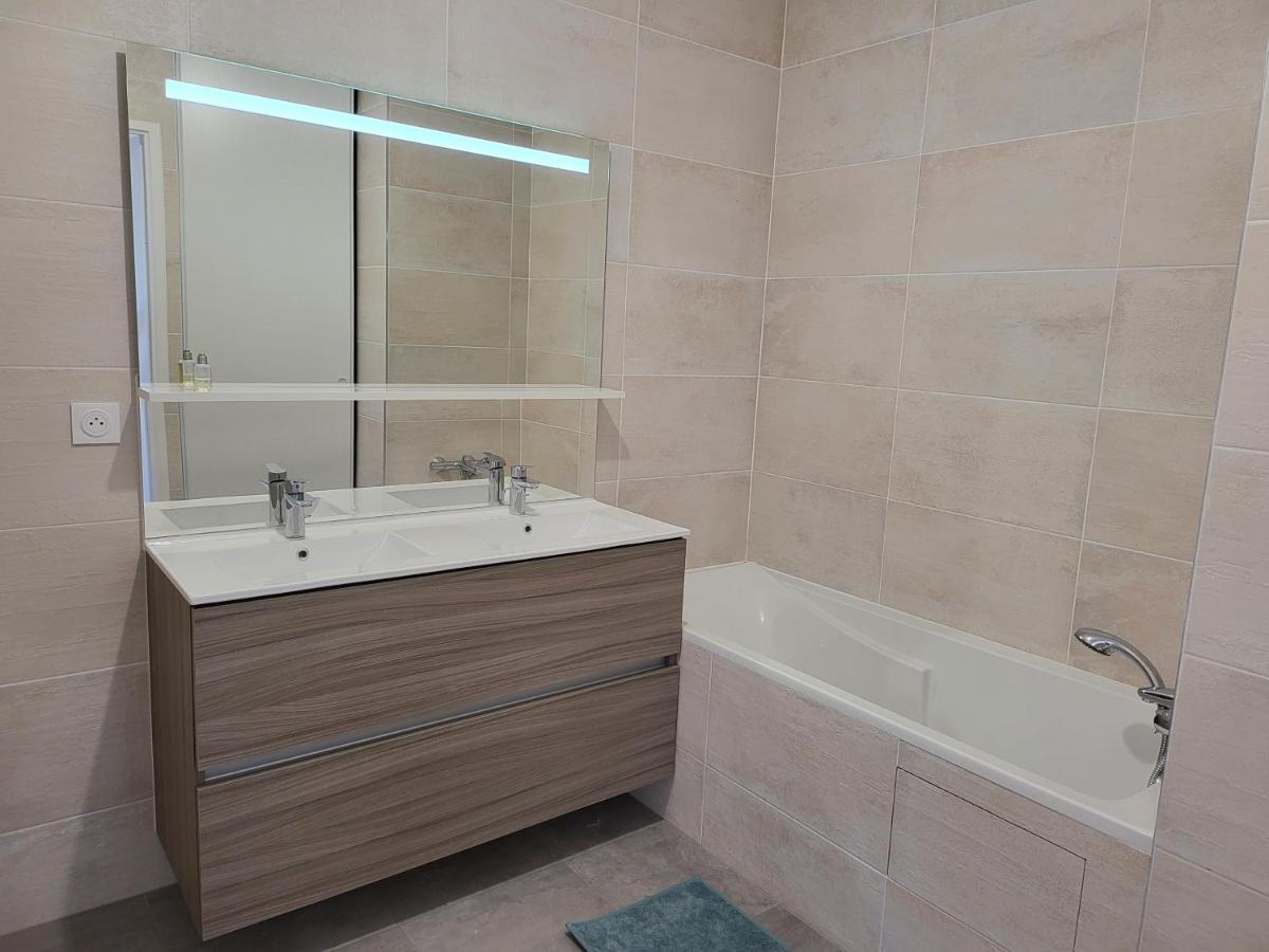 Superbe Appartement A 3Min A Pieds De La Gare Chessy Kültér fotó